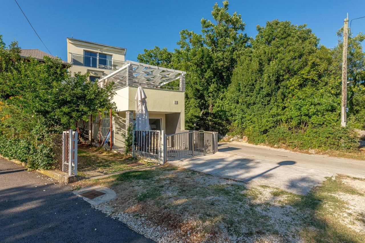 Villa Zora, Starigrad Paklenica, Seline Extérieur photo