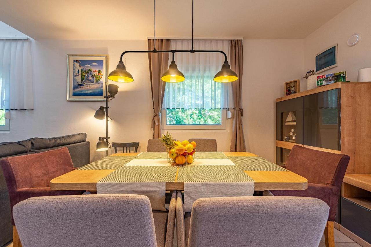 Villa Zora, Starigrad Paklenica, Seline Extérieur photo